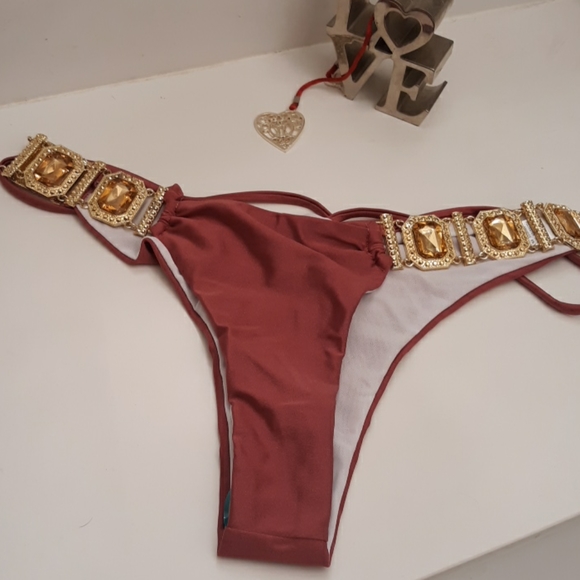 NWT- ROSE Colored Bikini - Picture 5 of 7